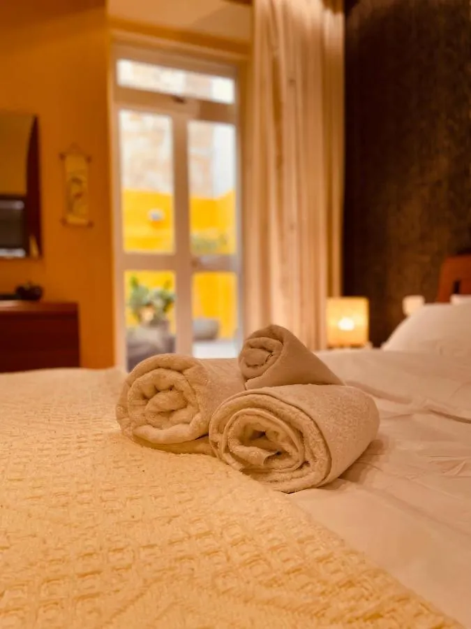 Valletta Collection - Merchant Str Apartment With Large Yard